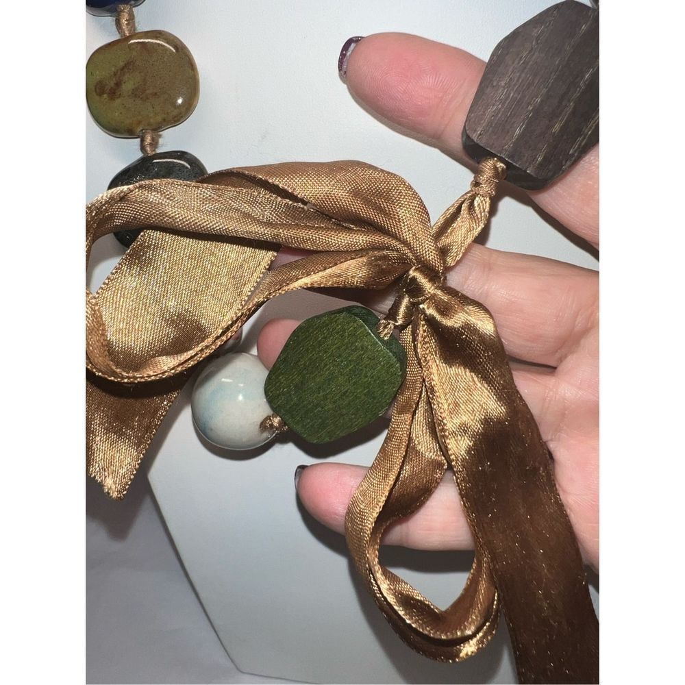 Vintage Large Multi Agate and Gemstone and Wood Beads on Taupe Tie Silk Ribbon - Picture 10 of 11